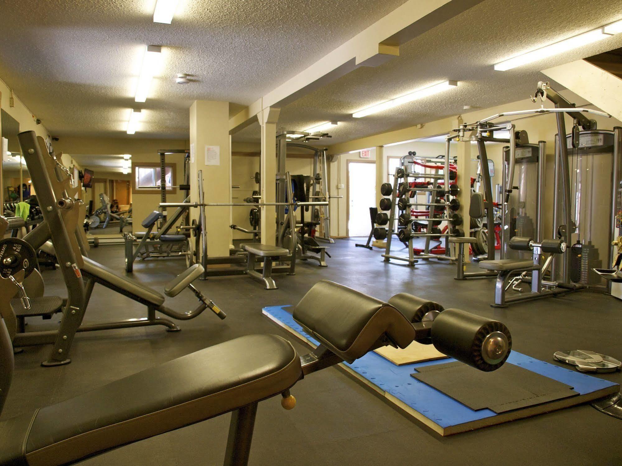 Ypc Fitness & Accomodations 인버미어 외부 사진